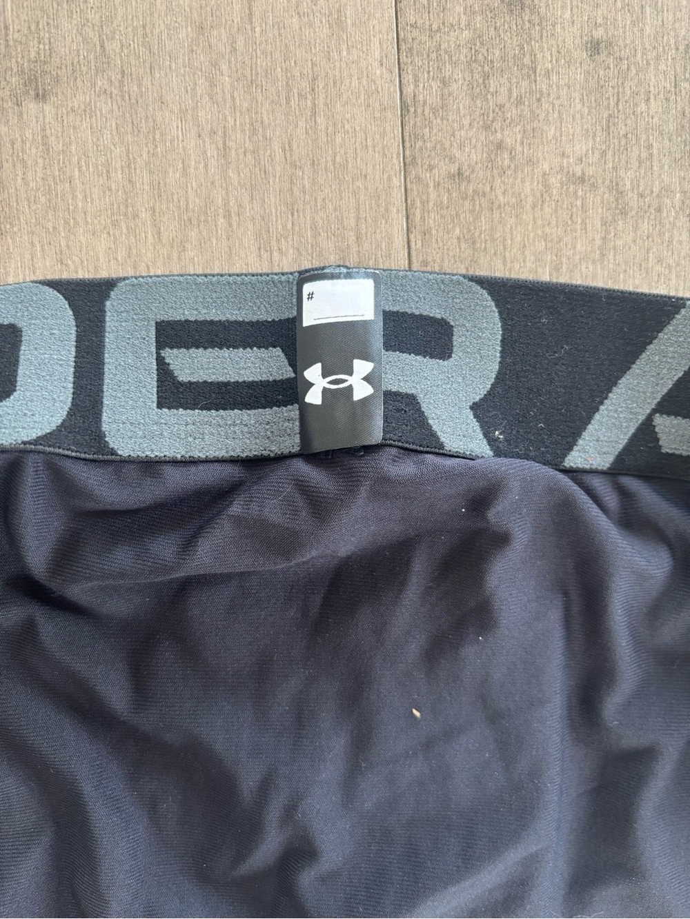 Under Armour Black Men’s Performance Compression Tights - Picture 7 of 9